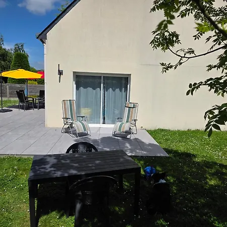 Maison De Famille Situee A Saint-molf. * Saint-Molf