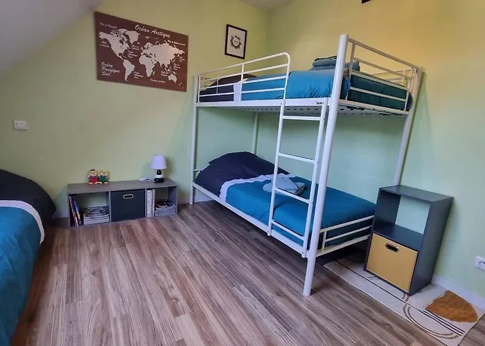 Maison De Famille Situee A Saint-molf. بيت للعطل